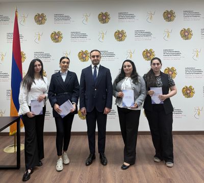 Ավարտվեց «Բանավիճում են երիտասարդները» խորագրով միջբուհական բանավեճի մրցաշարը