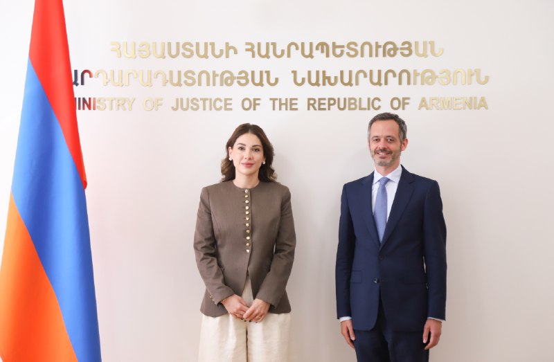 Սրբուհի Գալյանն ընդունել է Հայաստանում Ֆրանսիայի Հանրապետության արտակարգ և լիազոր դեսպանին
