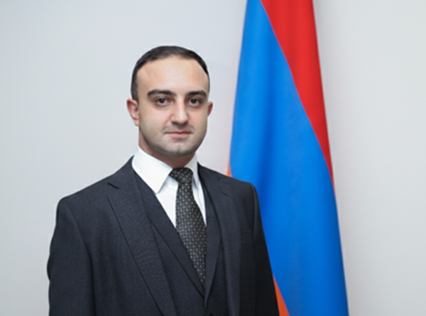 Տիգրան Դադունց